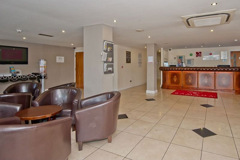 קנילוורת' Riverside Hotel מראה חיצוני תמונה