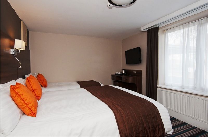 קנילוורת' Riverside Hotel מראה חיצוני תמונה